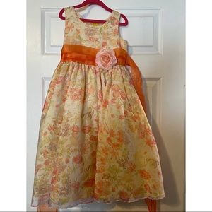 Floral Girls Dress. / size 6